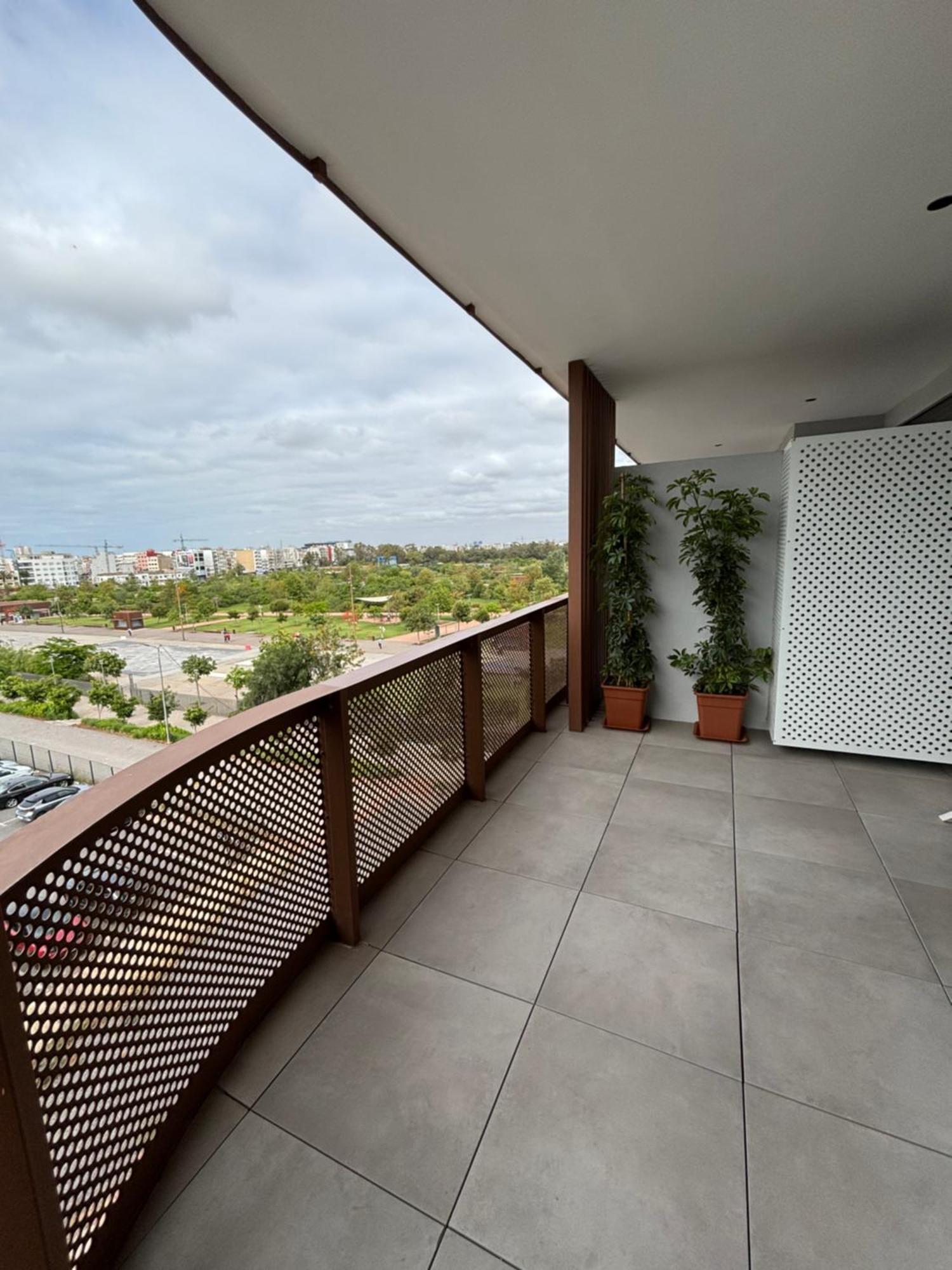 Luxurious In The Heart Of Cfc Apartment